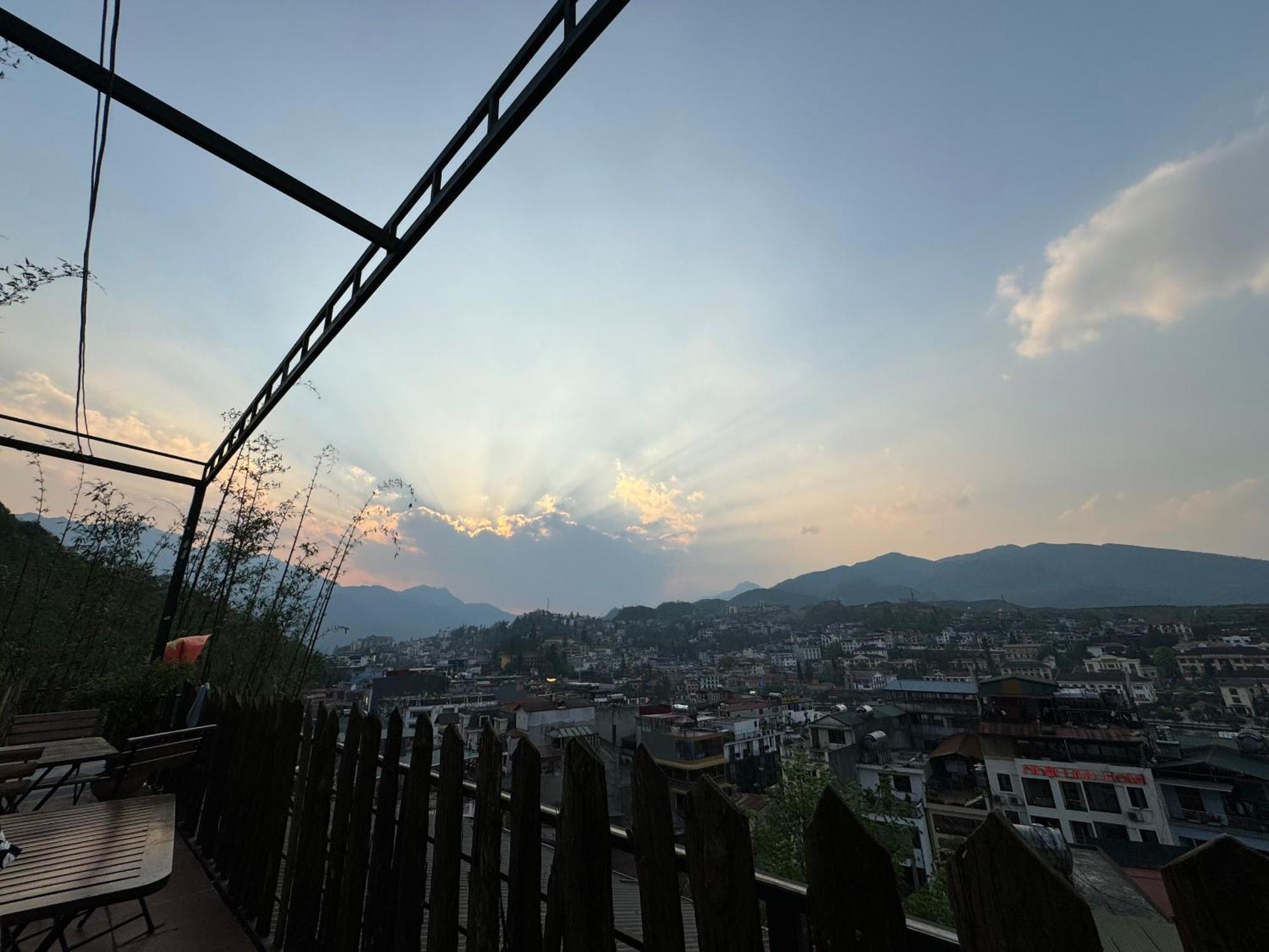 Central Sapa Serenity Homestay ภายนอก รูปภาพ