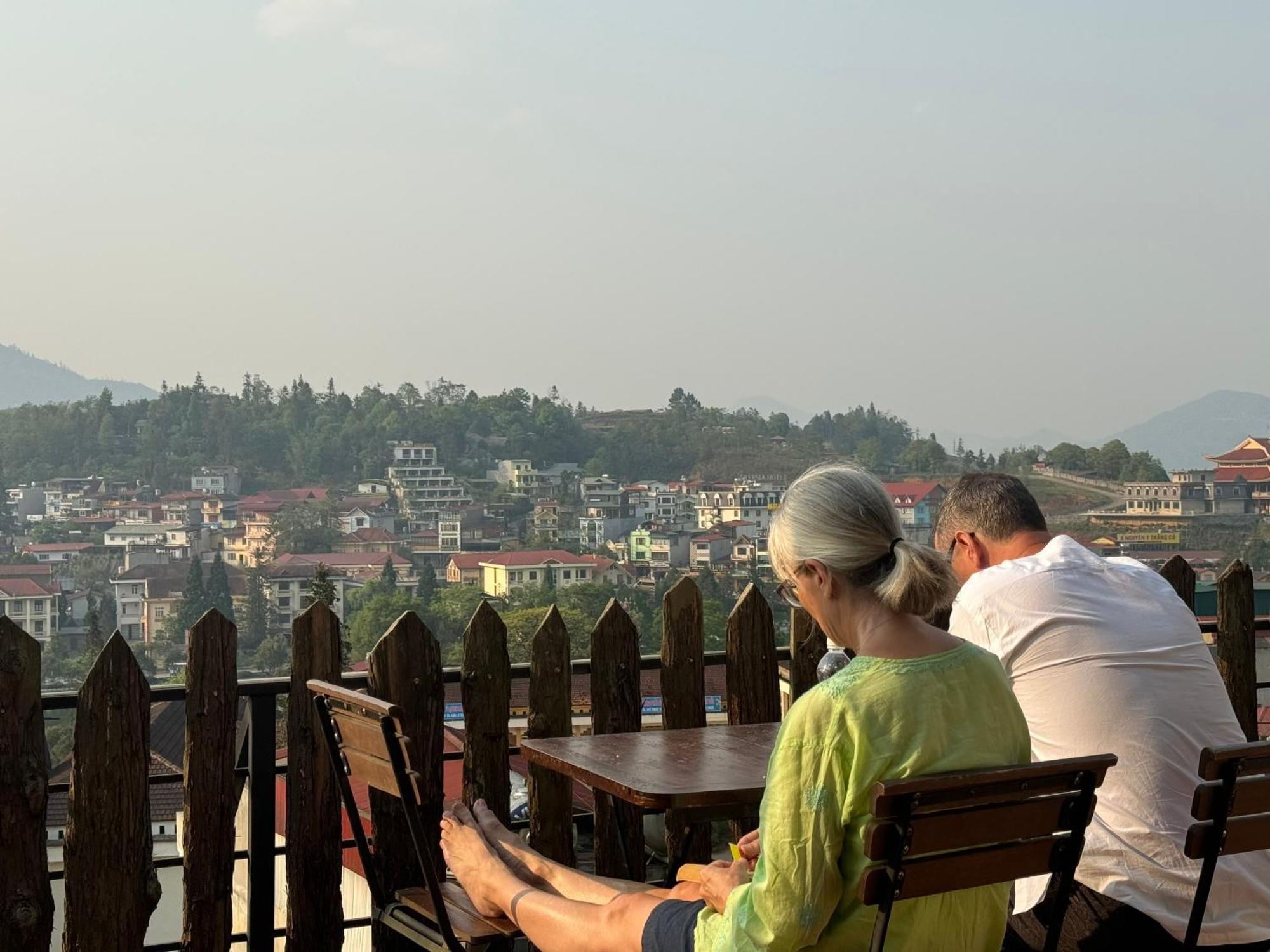 Central Sapa Serenity Homestay ภายนอก รูปภาพ
